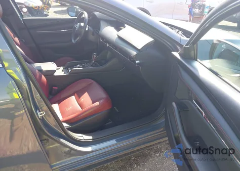 2024 Mazda Mazda3 Hatchback 2.5 S Carbon Edition z USA, uszkodzony, nr VIN JM1BPBLMXR1709671